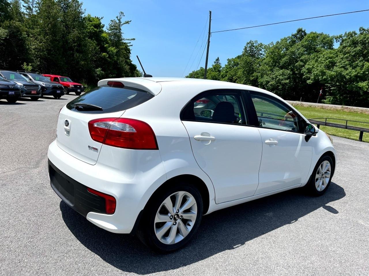 2016 Kia Rio EX - Photo #4
