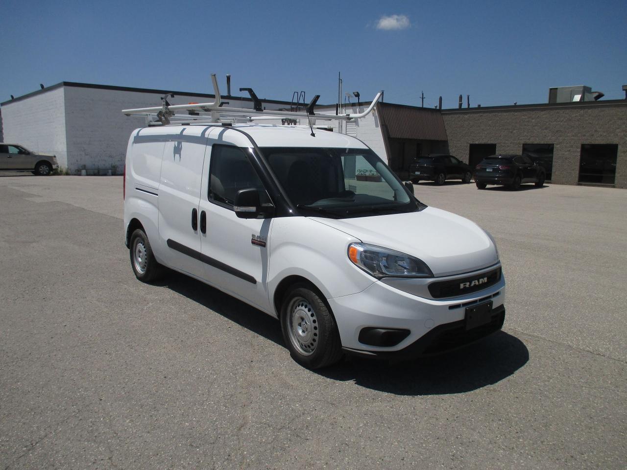 2022 RAM ProMaster City ladder rack,shelving and bins - Photo #3