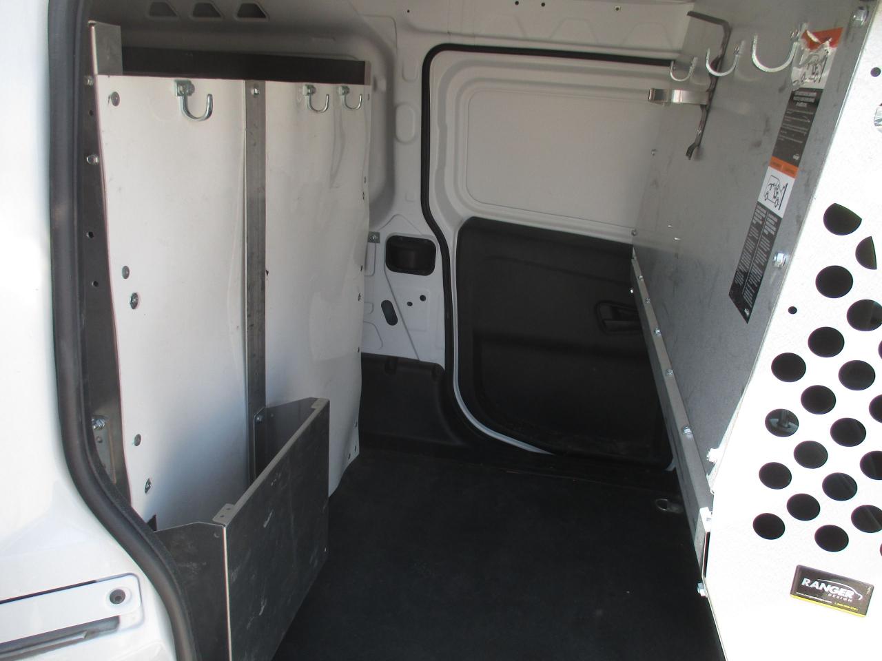 2022 RAM ProMaster City ladder rack,shelving and bins - Photo #10