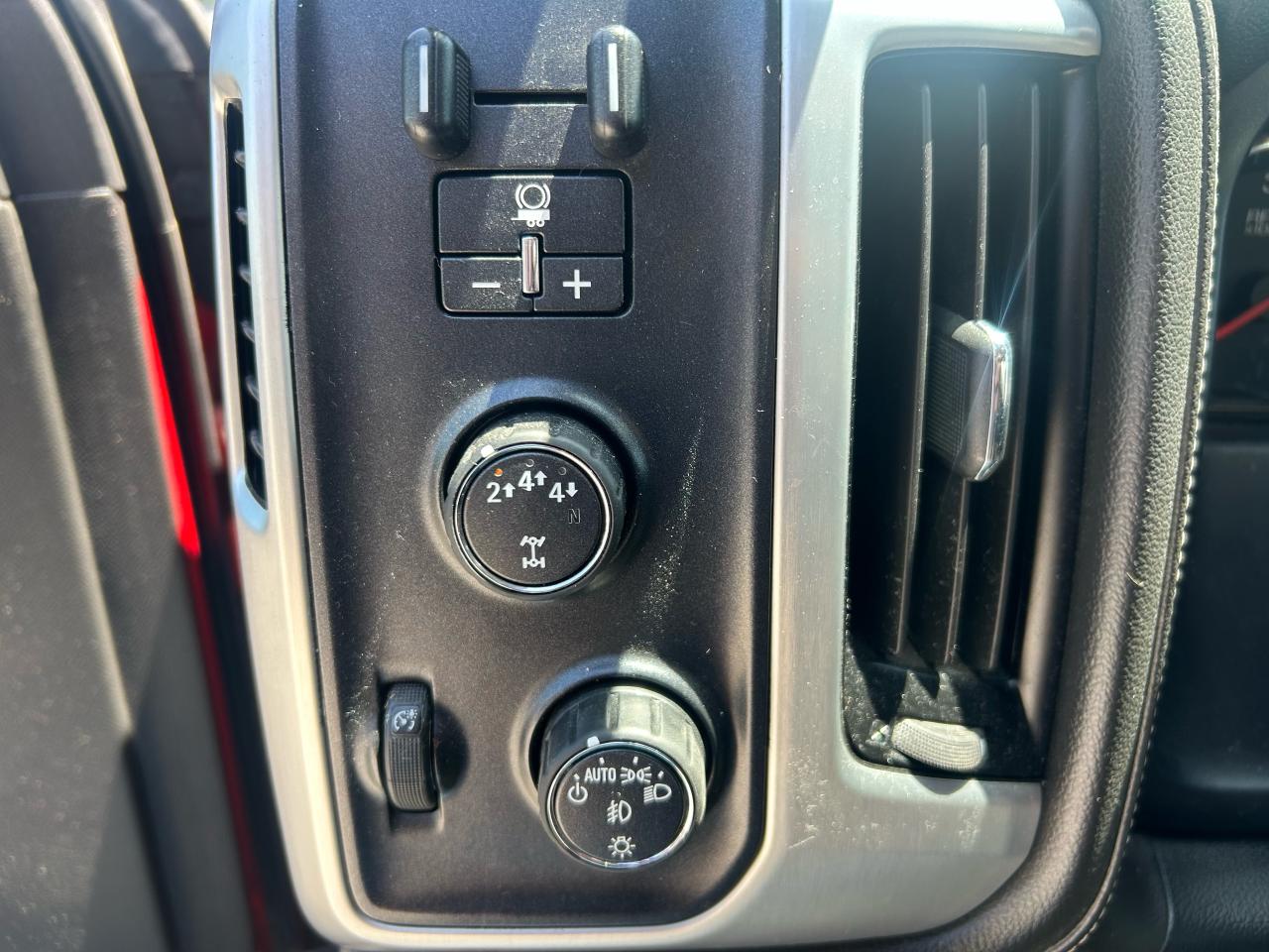 2019 GMC Sierra 2500 SLE - Photo #9