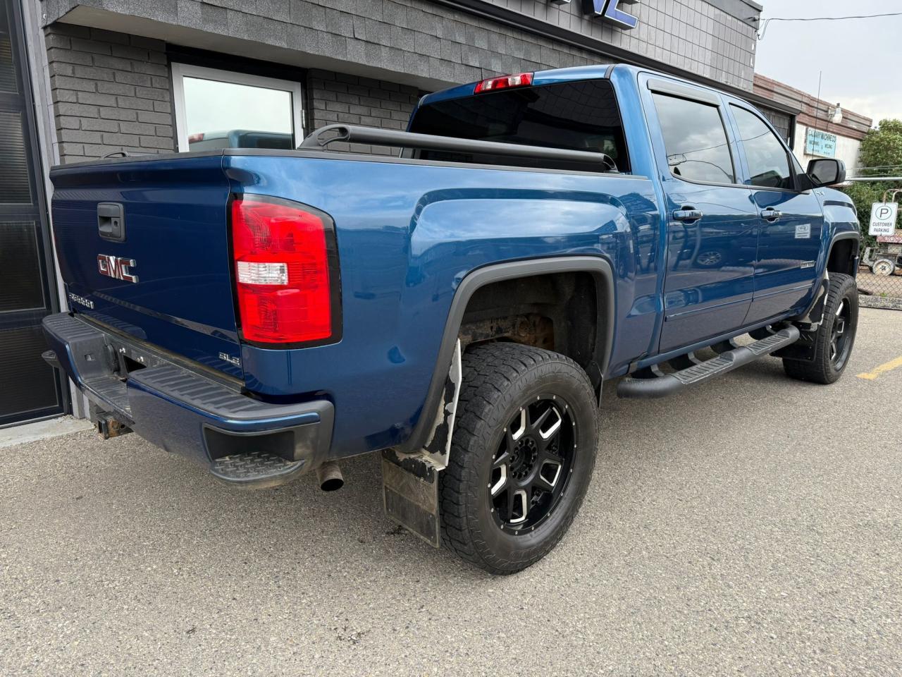 2018 GMC Sierra 1500 Sierra 1500 SLE 5.3L V8 - Photo #3