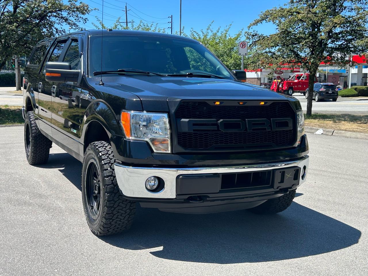 2014 Ford F-150 XLT - Photo #3