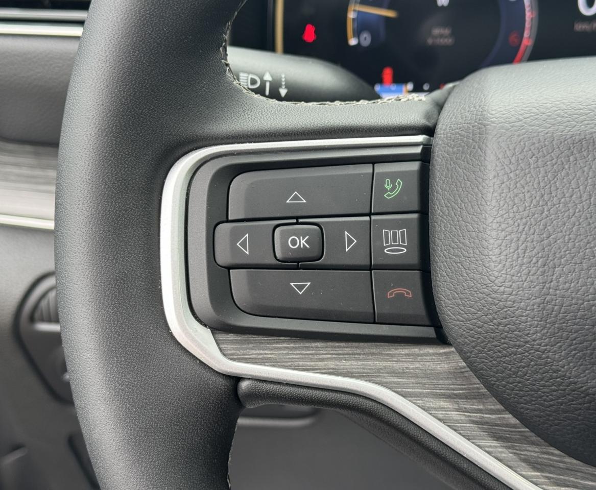 2024 Jeep Wagoneer Series III 4x4 Photo