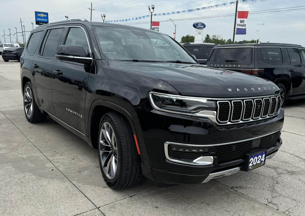 2024 Jeep Wagoneer Series III 4x4 Photo