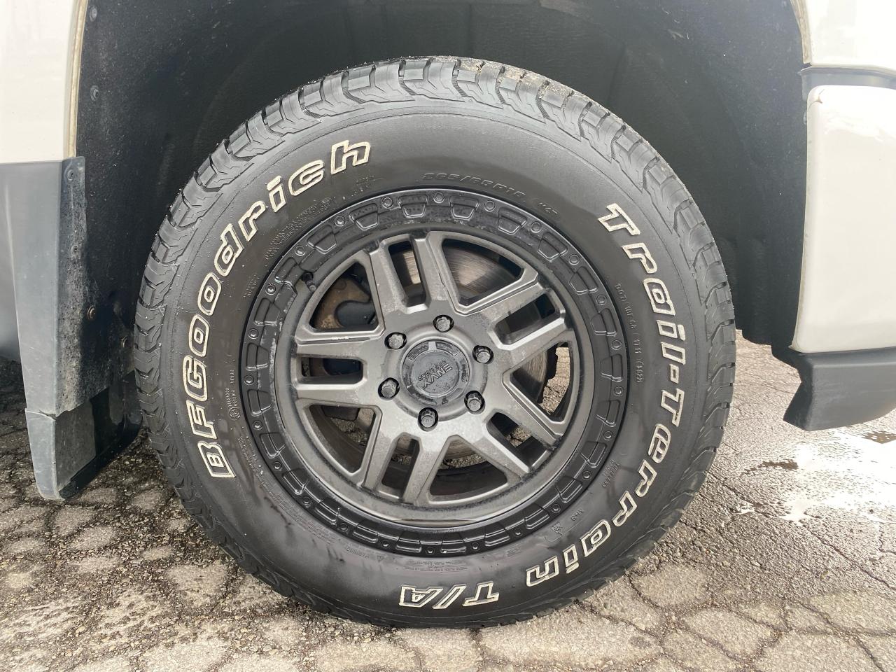 2018 Chevrolet Silverado 1500 LT - Photo #12