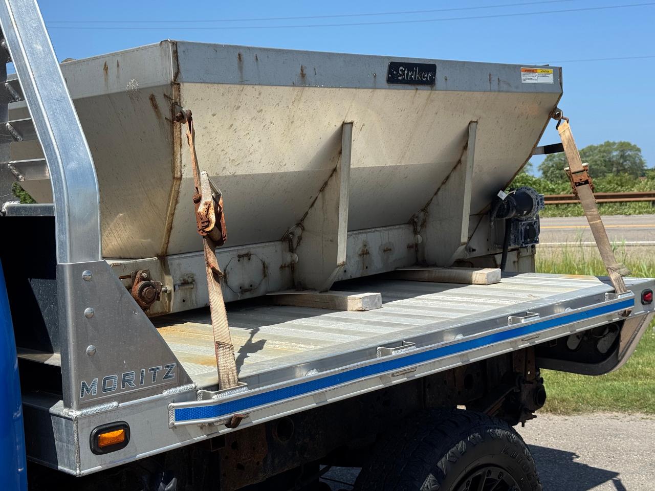2007 Chevrolet Silverado 3500 SRW LT w/1LT **PLOW AND SALTER** - Photo #12