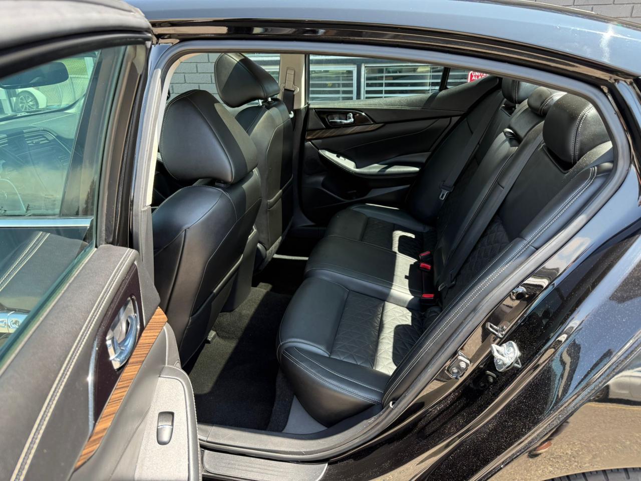 2016 Nissan Maxima Platinum - Photo #12