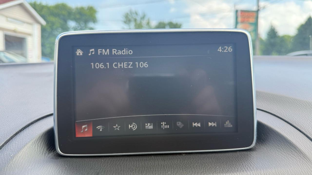 2014 Mazda MAZDA3 GS-SKY - Photo #17
