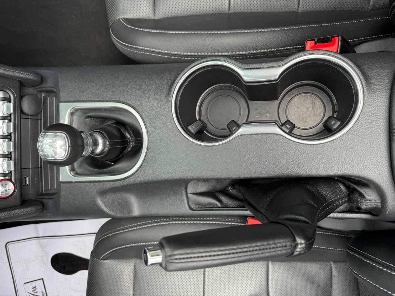 2022 Ford Mustang GT Premium Convertible 6spd Manual - Photo #13