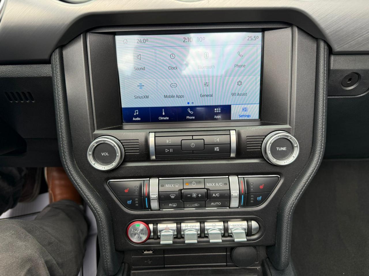 2022 Ford Mustang GT Premium Convertible 6spd Manual - Photo #20