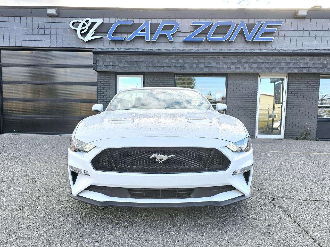 2022 Ford Mustang GT | 450+ HP | 6-SPEED | CONVERTIBLE - Photo #2