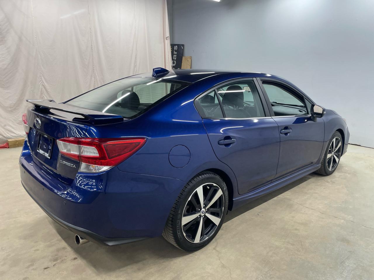 2018 Subaru Impreza 2.0i Sport-tech 4-door Auto w/EyeSight Pkg Photo7