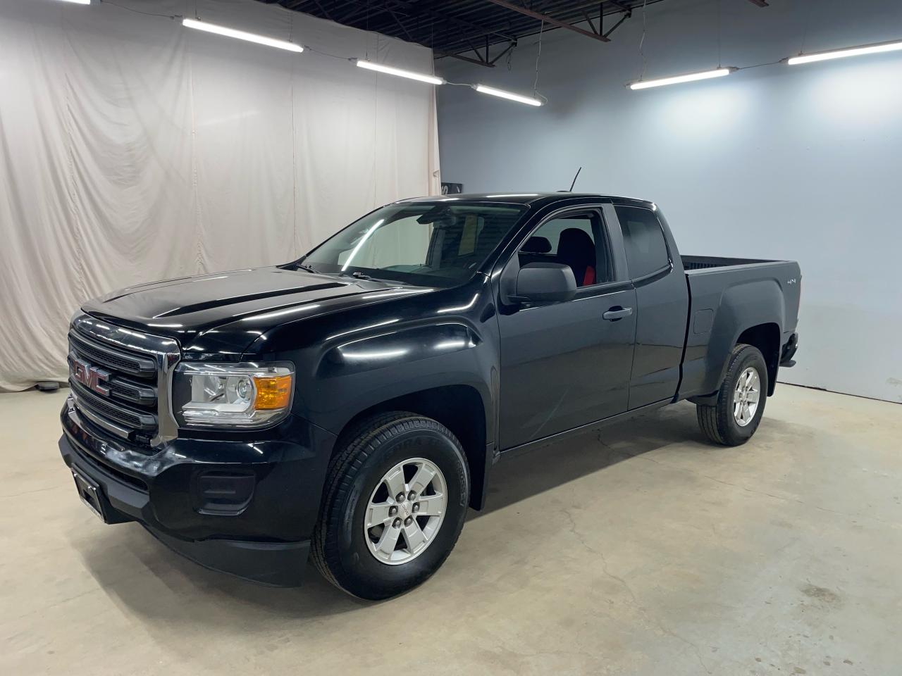 2015 GMC Canyon 4WD Ext Cab 128.3" Photo3