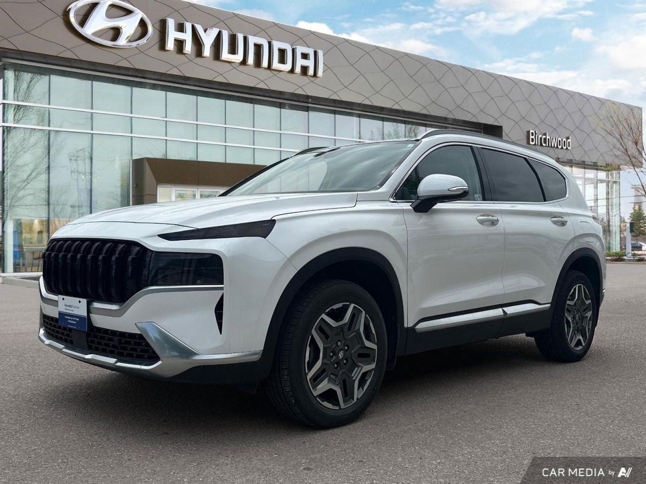 Used 2023 Hyundai Santa Fe Hybrid Luxury Clean CARFAX | Certified | 4.49% Available for sale in Winnipeg, MB