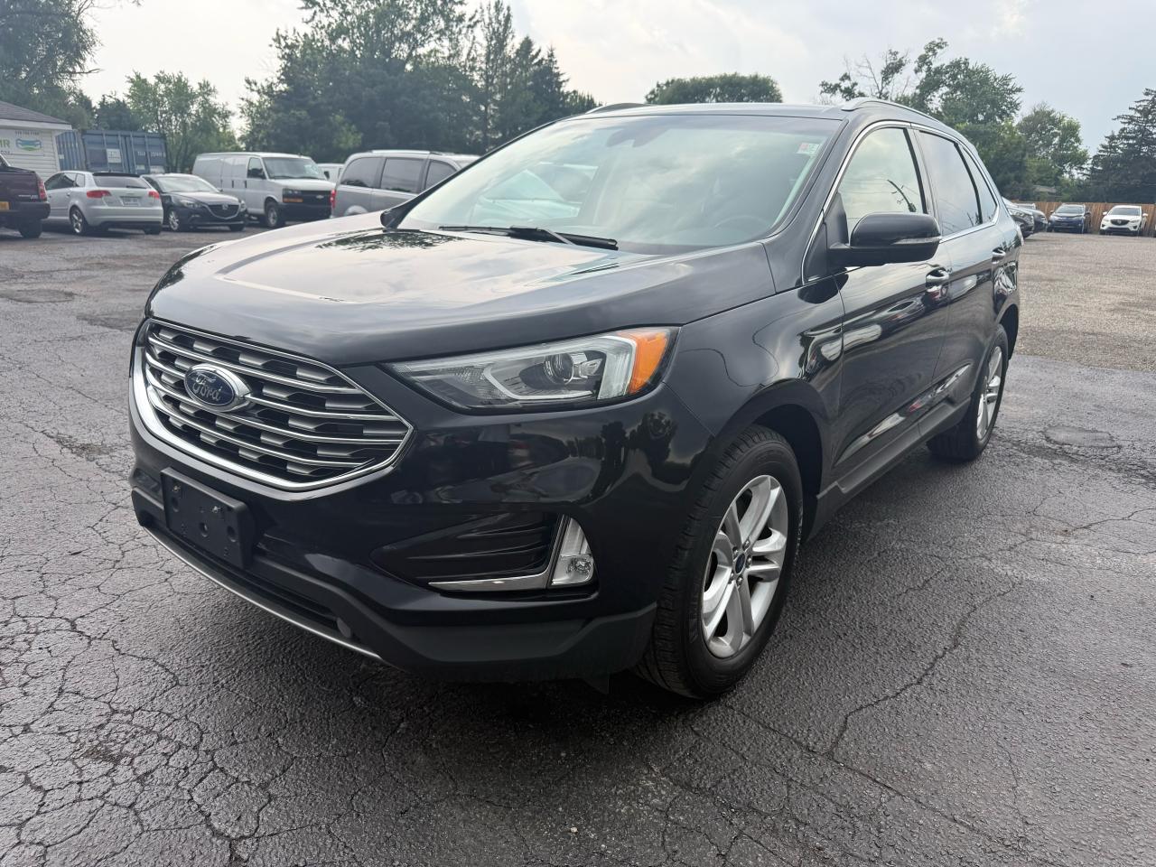 2019 Ford Edge SEL Photo7