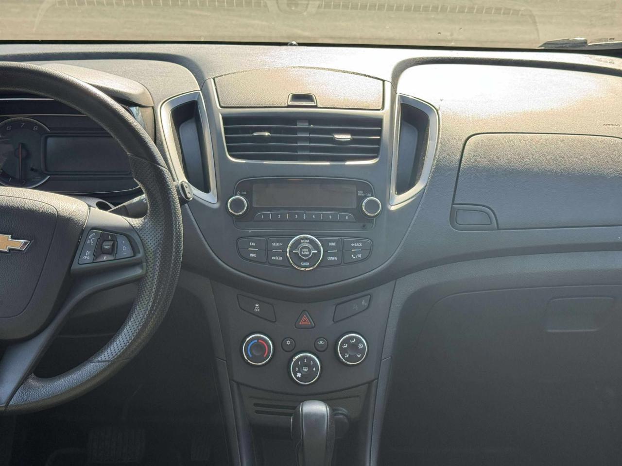 2015 Chevrolet Trax LS - Photo #14