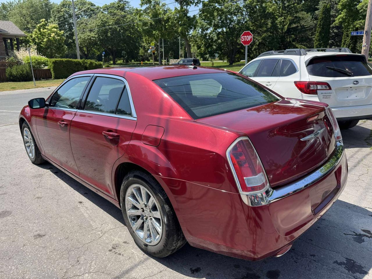 2013 Chrysler 300 Touring  - Photo #5