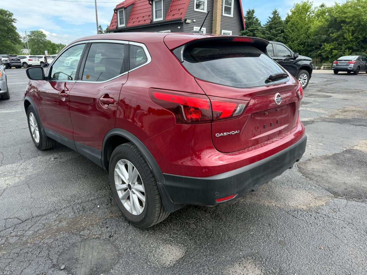 2019 Nissan Qashqai SV Photo5