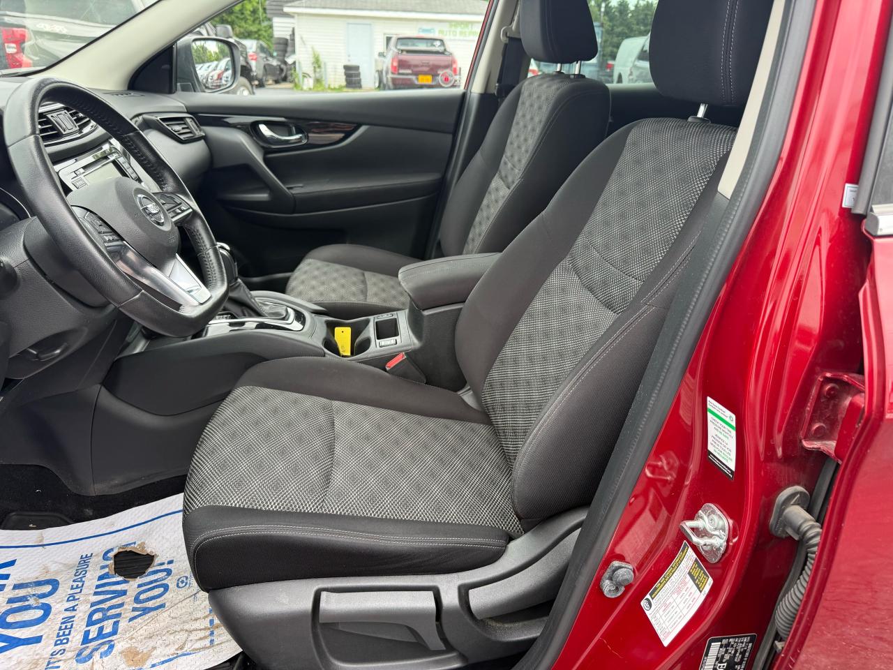 2019 Nissan Qashqai SV Photo12