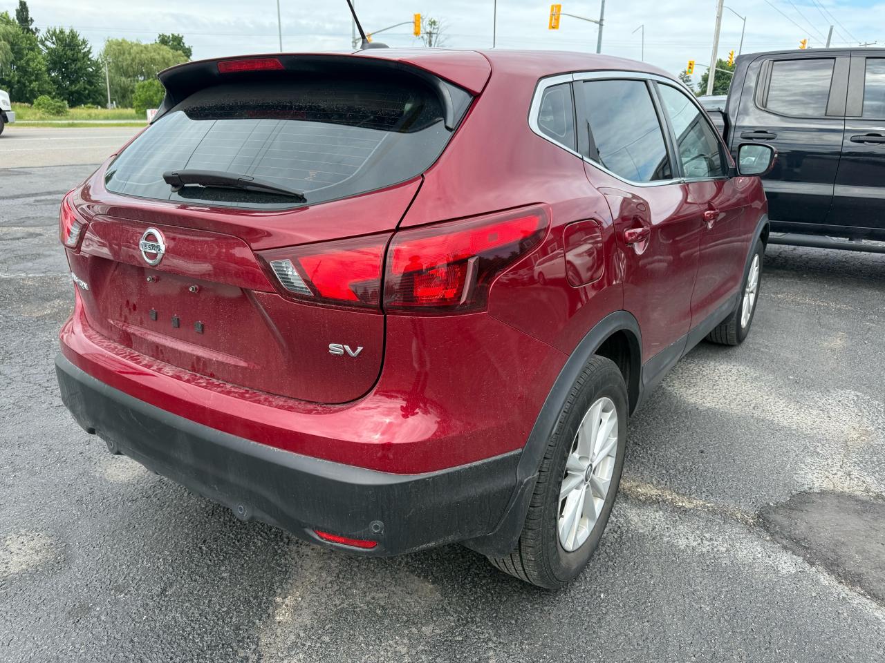 2019 Nissan Qashqai SV Photo3