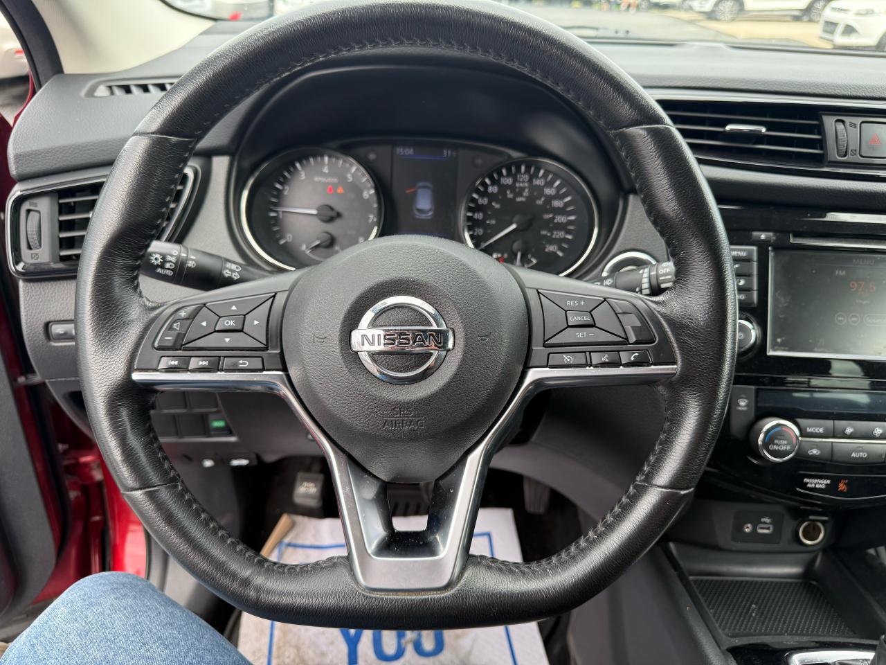 2019 Nissan Qashqai SV Photo16