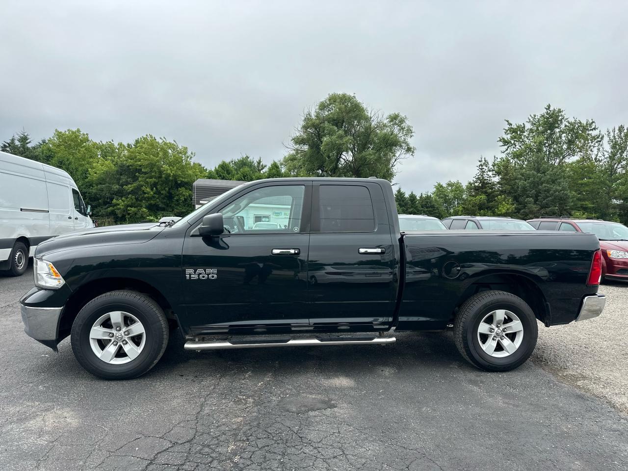 2016 RAM 1500 SLT Photo7