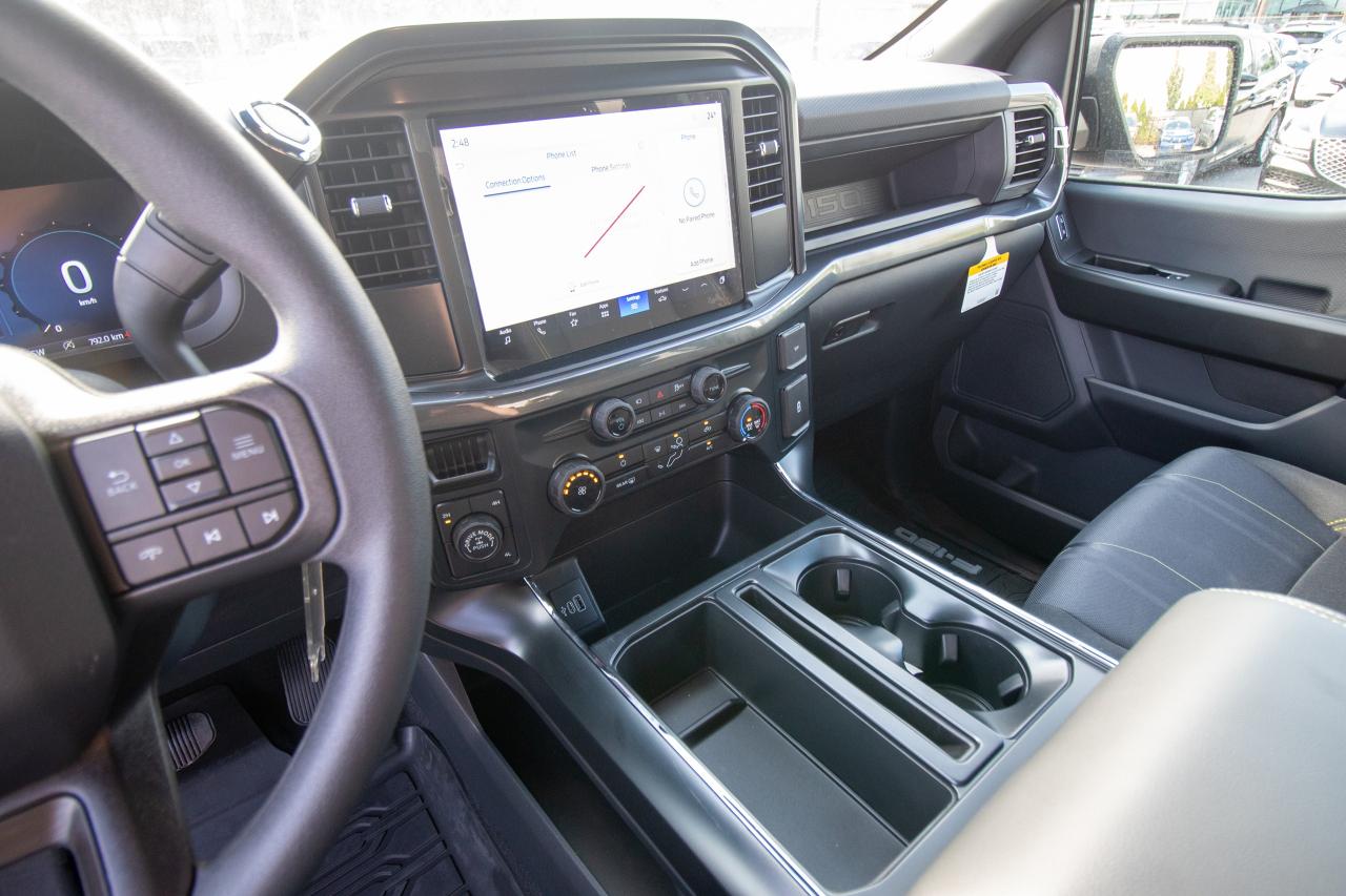 2025 Ford F-150 STX 4WD SuperCrew 5.5' Box Photo5