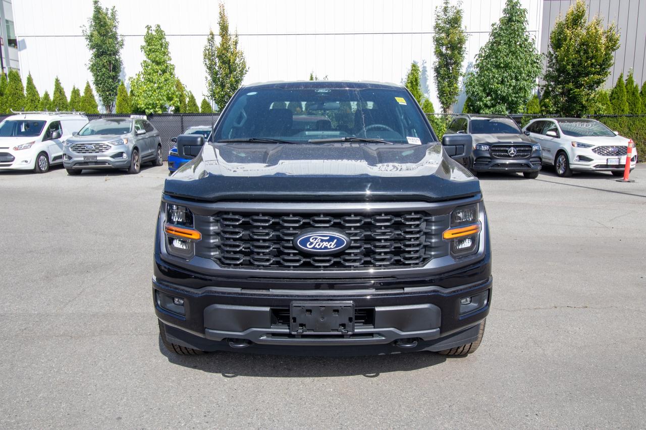 2025 Ford F-150 STX 4WD SuperCrew 5.5' Box Photo2