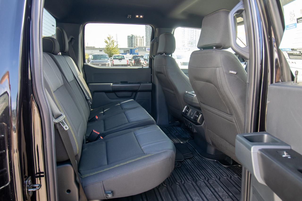 2025 Ford F-150 STX 4WD SuperCrew 5.5' Box Photo5