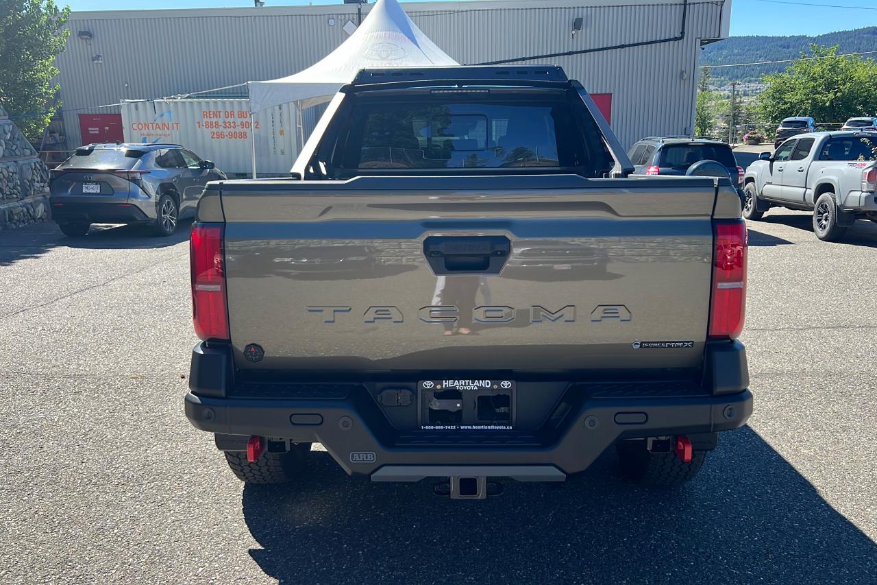 2025 Toyota Tacoma HV DOUBLE CAB TRAILHUNTER Photo