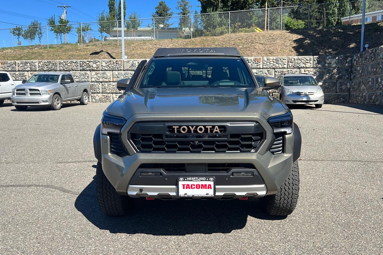2025 Toyota Tacoma HV DOUBLE CAB TRAILHUNTER Photo