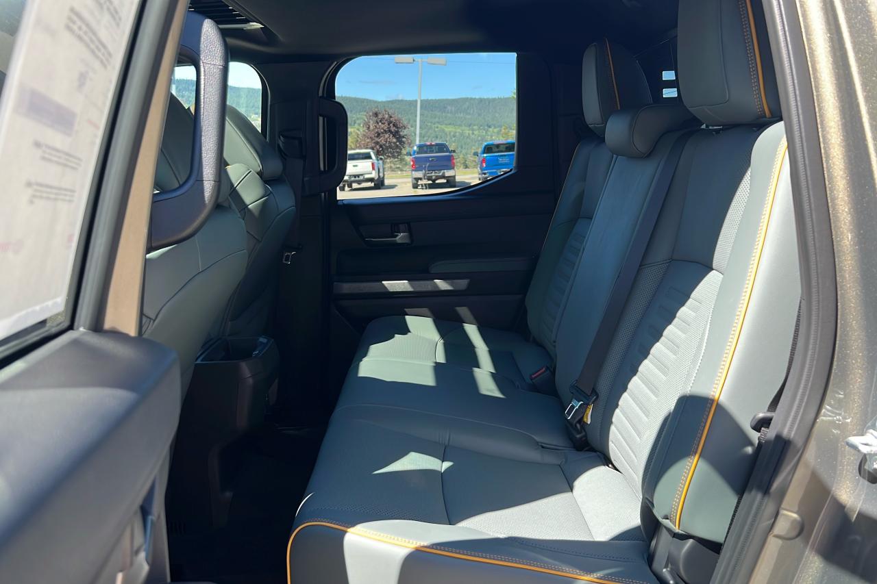 2025 Toyota Tacoma HV DOUBLE CAB TRAILHUNTER Photo