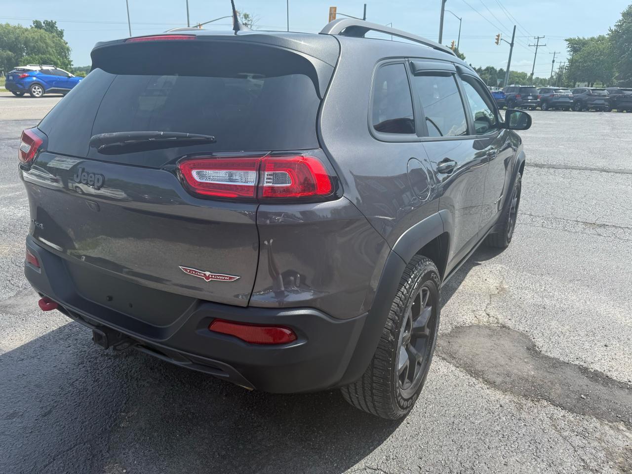2016 Jeep Cherokee Trailhawk * PANO SUNROOF*CERTIFIED Photo3