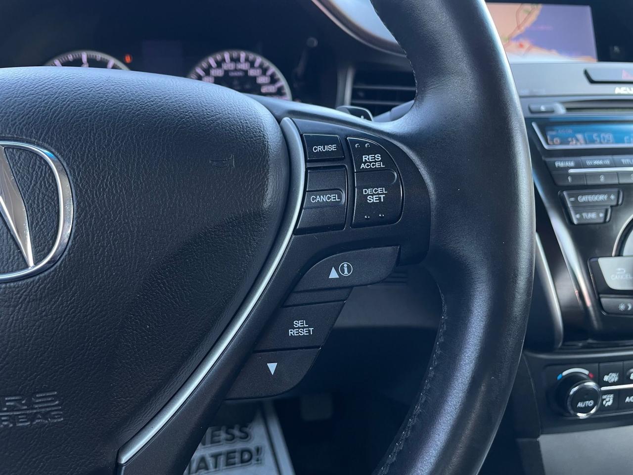 2015 Acura ILX Tech Pkg *NAV, LEATHER HEATED SEATS, SUNROOF* - Photo #14