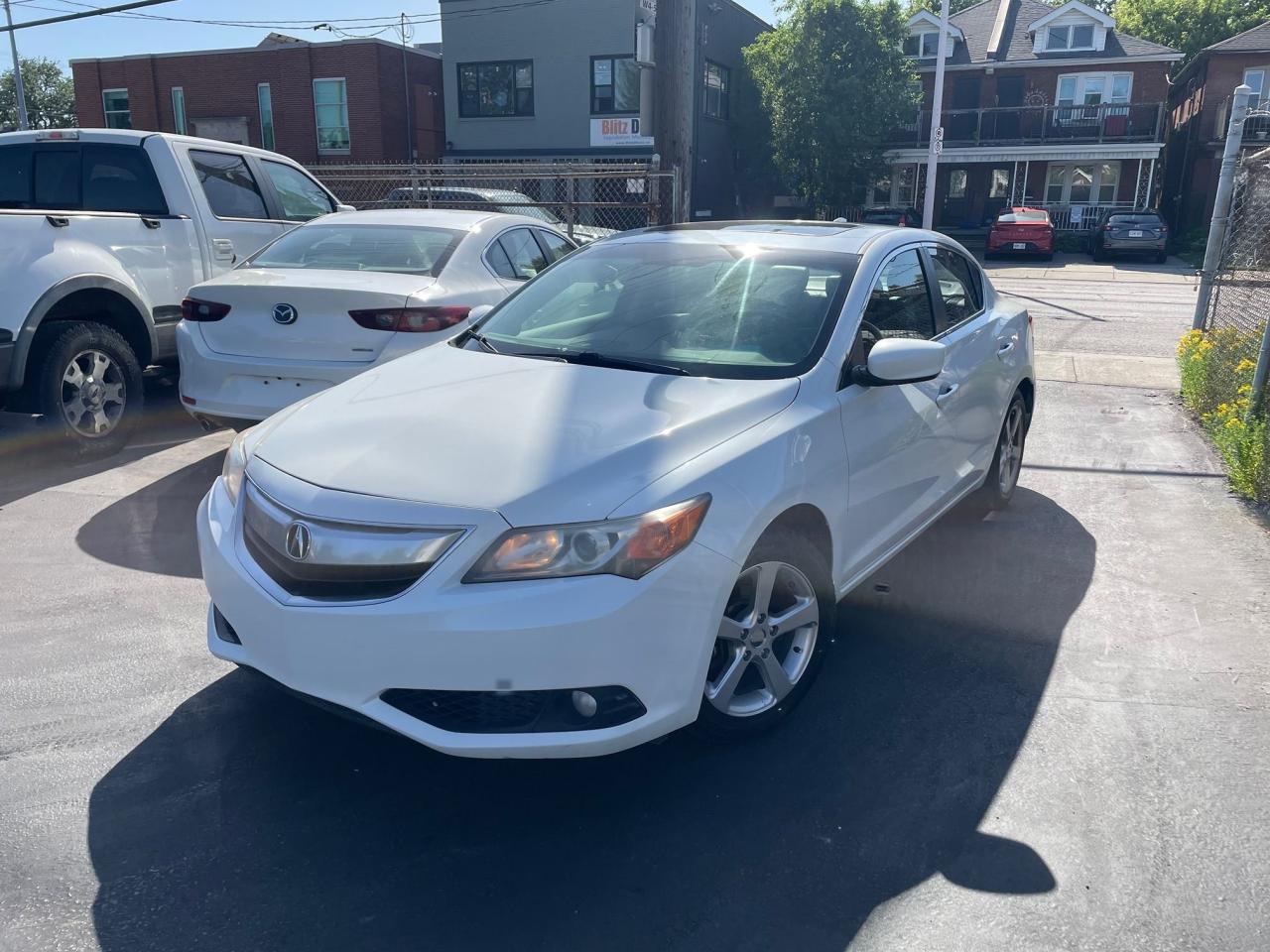 Used 2015 Acura ILX Tech Pkg *NAV, LEATHER HEATED SEATS, SUNROOF* for sale in Hamilton, ON
