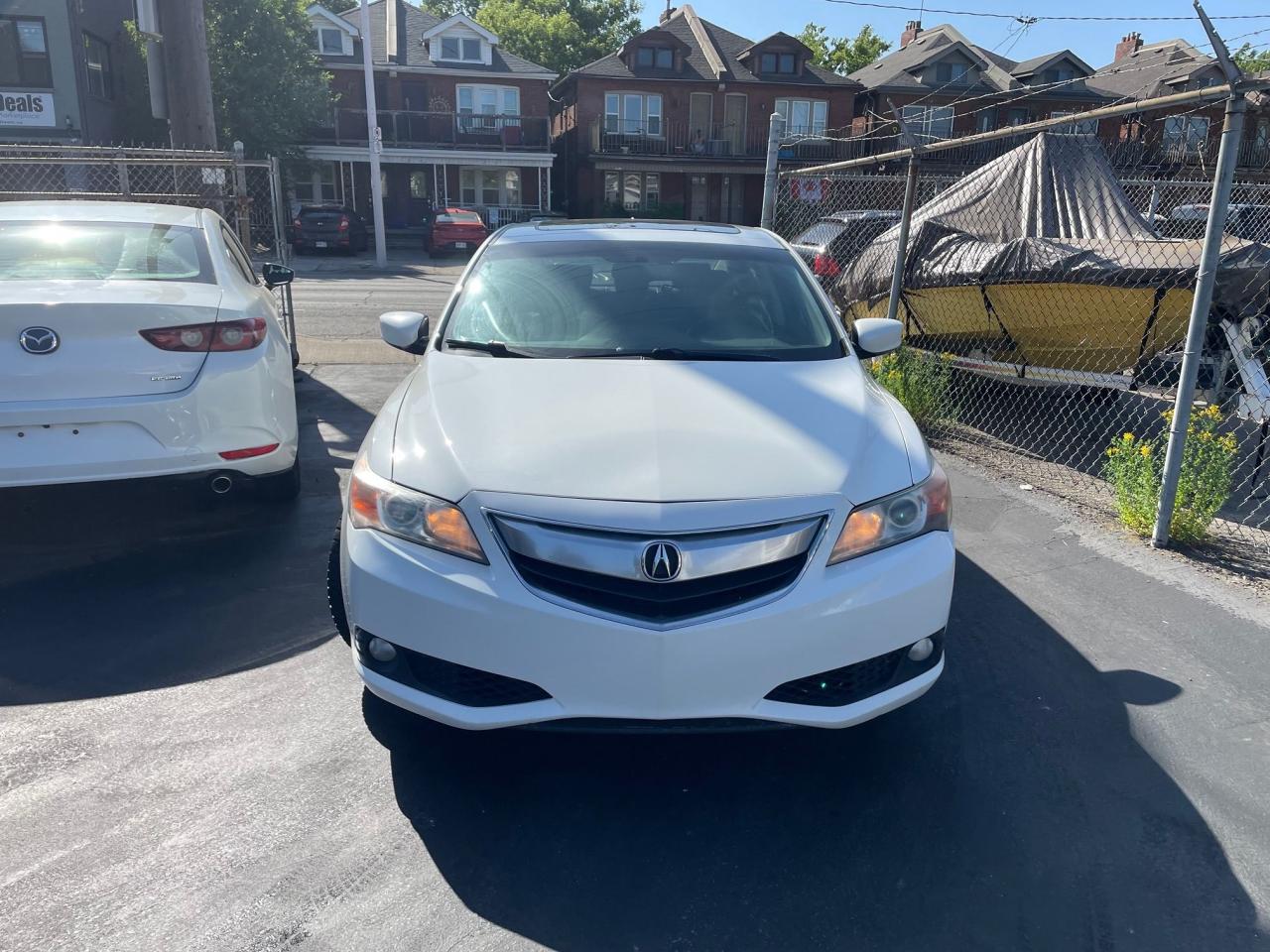 2015 Acura ILX Tech Pkg *NAV, LEATHER HEATED SEATS, SUNROOF* - Photo #2