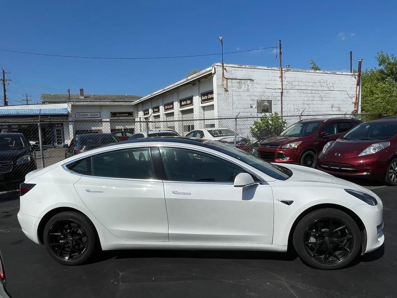 2019 Tesla Model 3 Long Range *AWD, NAV, FRONT & REAR HEATED SEATS* - Photo #4