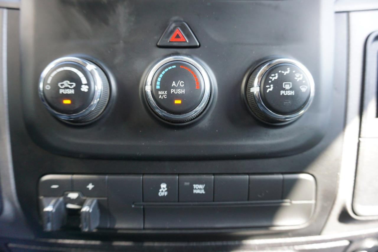 2015 RAM 1500 V6 DIESEL TRADESMAN CREW 4WD *FREE ACCIDENT*DODGE MAINTAIN* CAMERA BLUETOOTH RUNNING BOARDS CRUISE ALLOYS - Photo #24