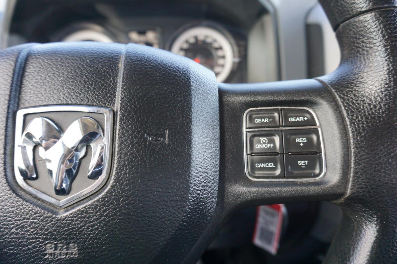 2015 RAM 1500 V6 DIESEL TRADESMAN CREW 4WD *FREE ACCIDENT*DODGE MAINTAIN* CAMERA BLUETOOTH RUNNING BOARDS CRUISE ALLOYS - Photo #28