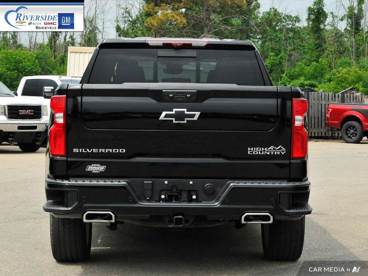 2024 Chevrolet Silverado 1500 High Country Photo4
