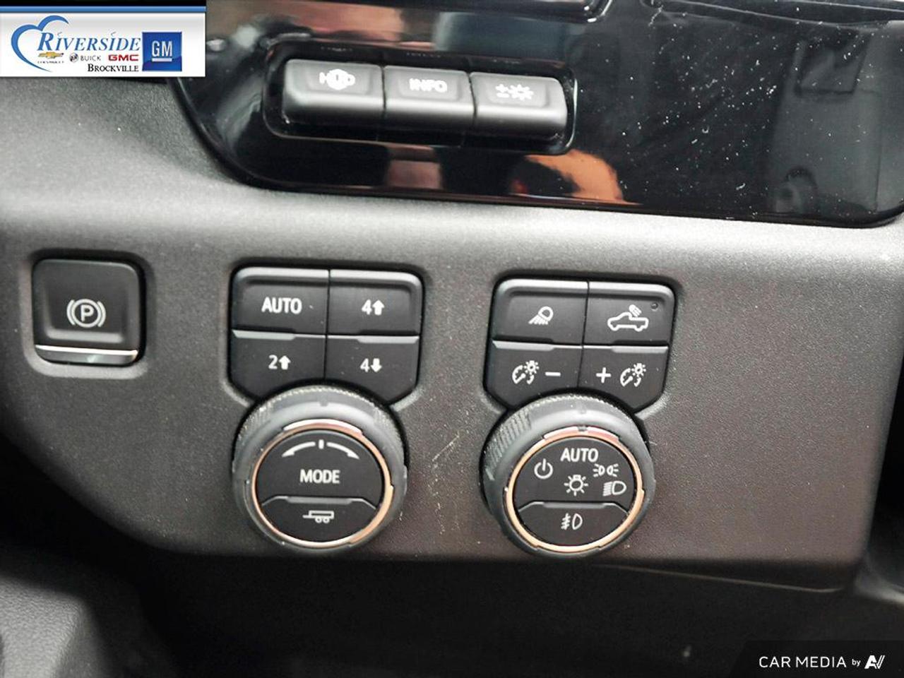 2024 Chevrolet Silverado 1500 High Country Photo