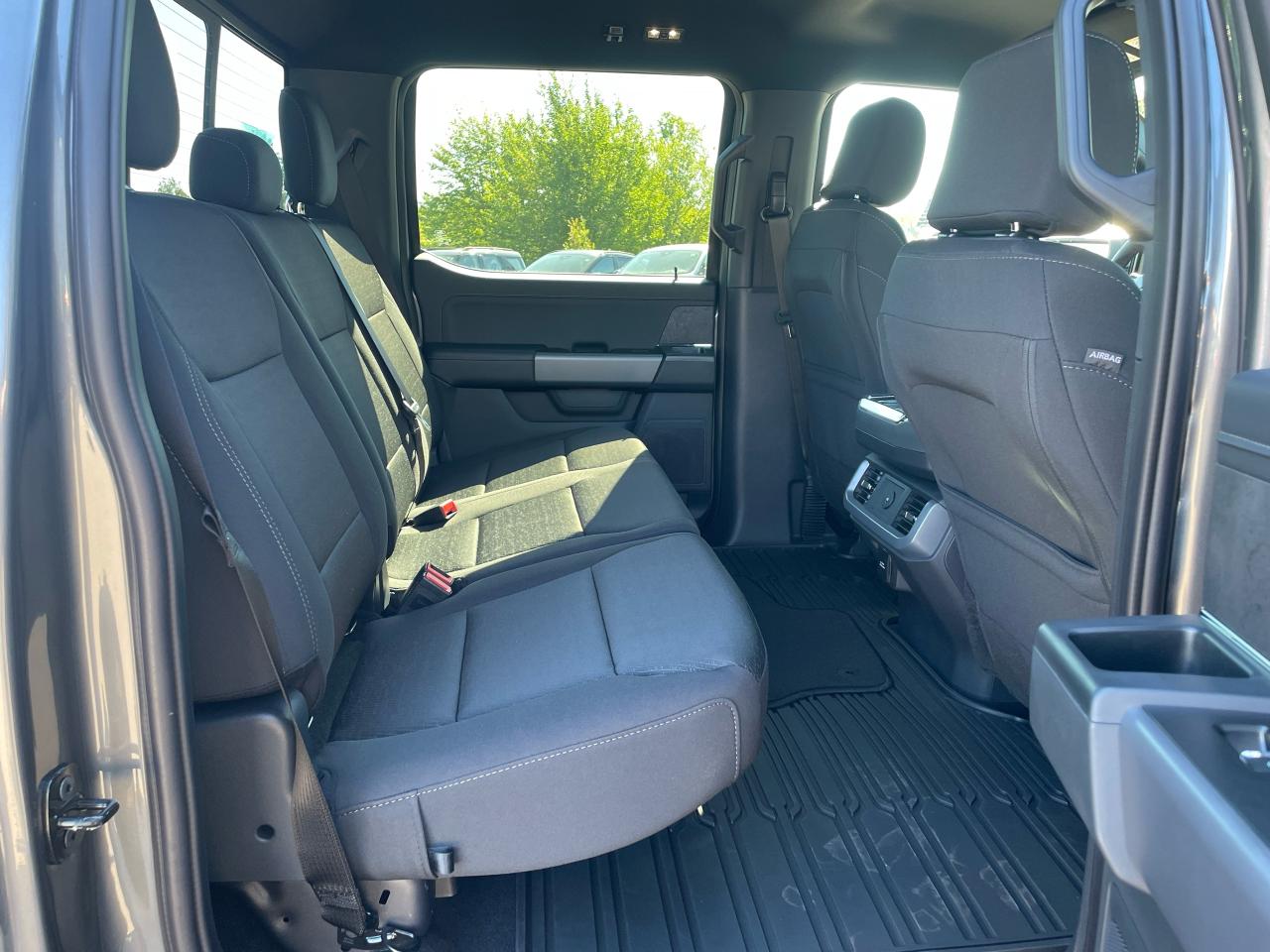 2025 Ford F-150 XLT Photo5