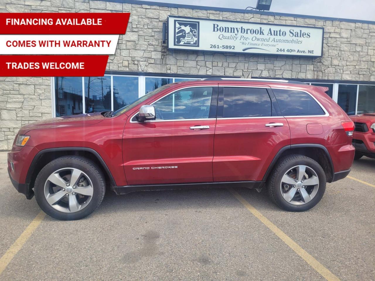Used 2015 Jeep Grand Cherokee 4WD Limited/LEATHER/NAVIGATION/BACK UP CAMERA for sale in Calgary, AB