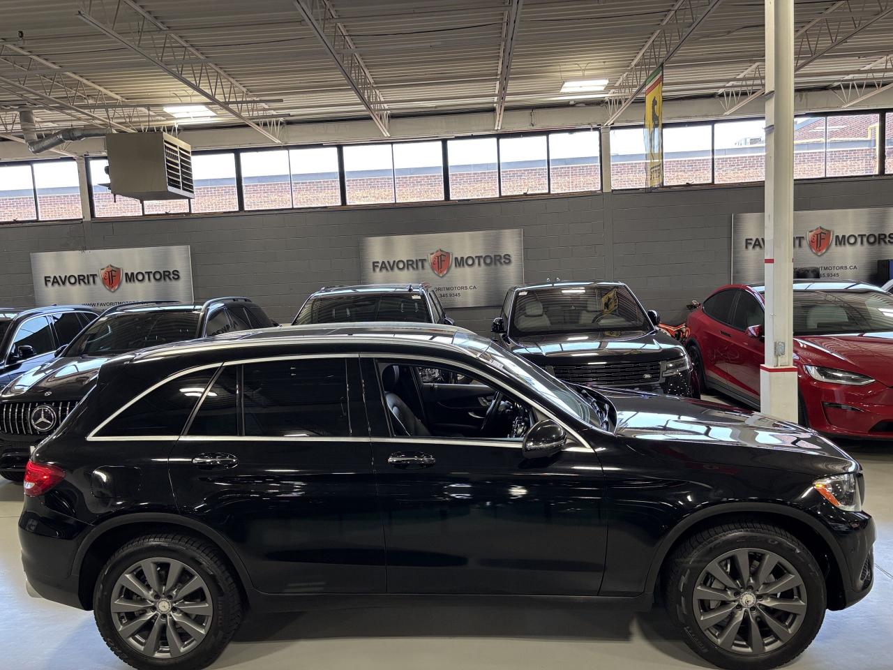 2016 Mercedes-Benz GLC GLC300|4MATIC|NAV|BLACKWOOD|DUALROOF|LEATHER|+++ - Photo #3
