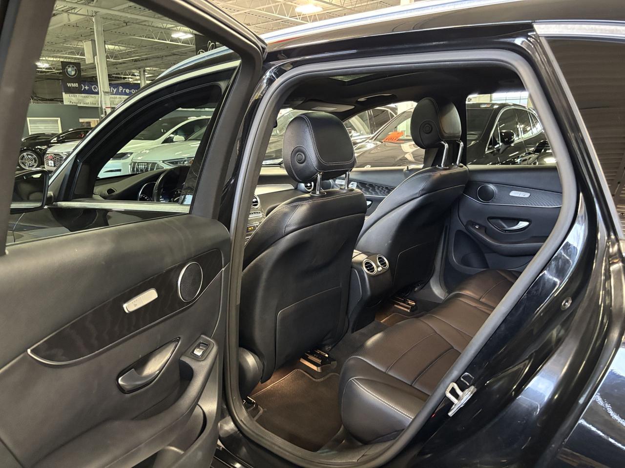 2016 Mercedes-Benz GLC GLC300|4MATIC|NAV|BLACKWOOD|DUALROOF|LEATHER|+++ - Photo #6