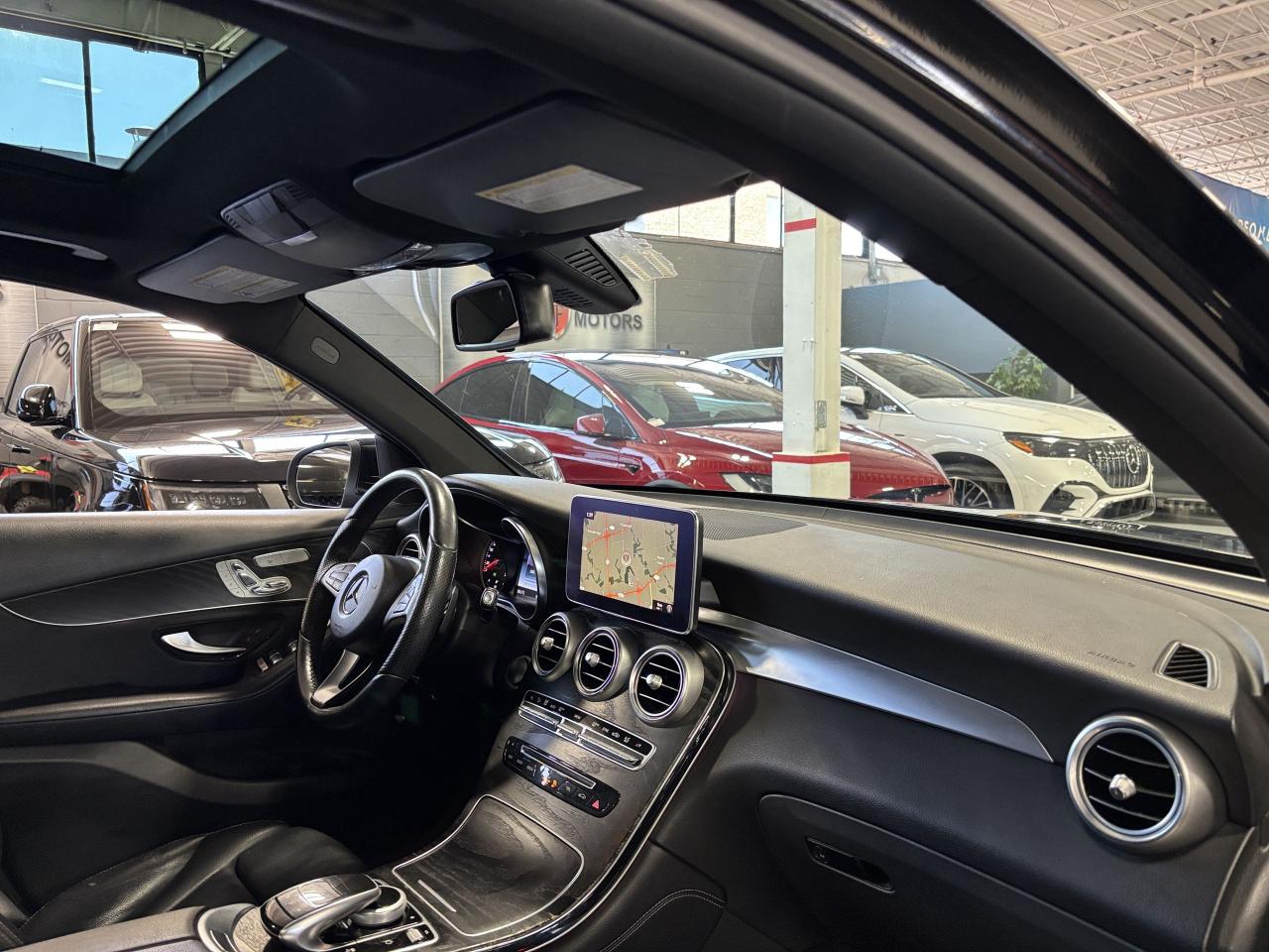 2016 Mercedes-Benz GLC GLC300|4MATIC|NAV|BLACKWOOD|DUALROOF|LEATHER|+++ - Photo #13