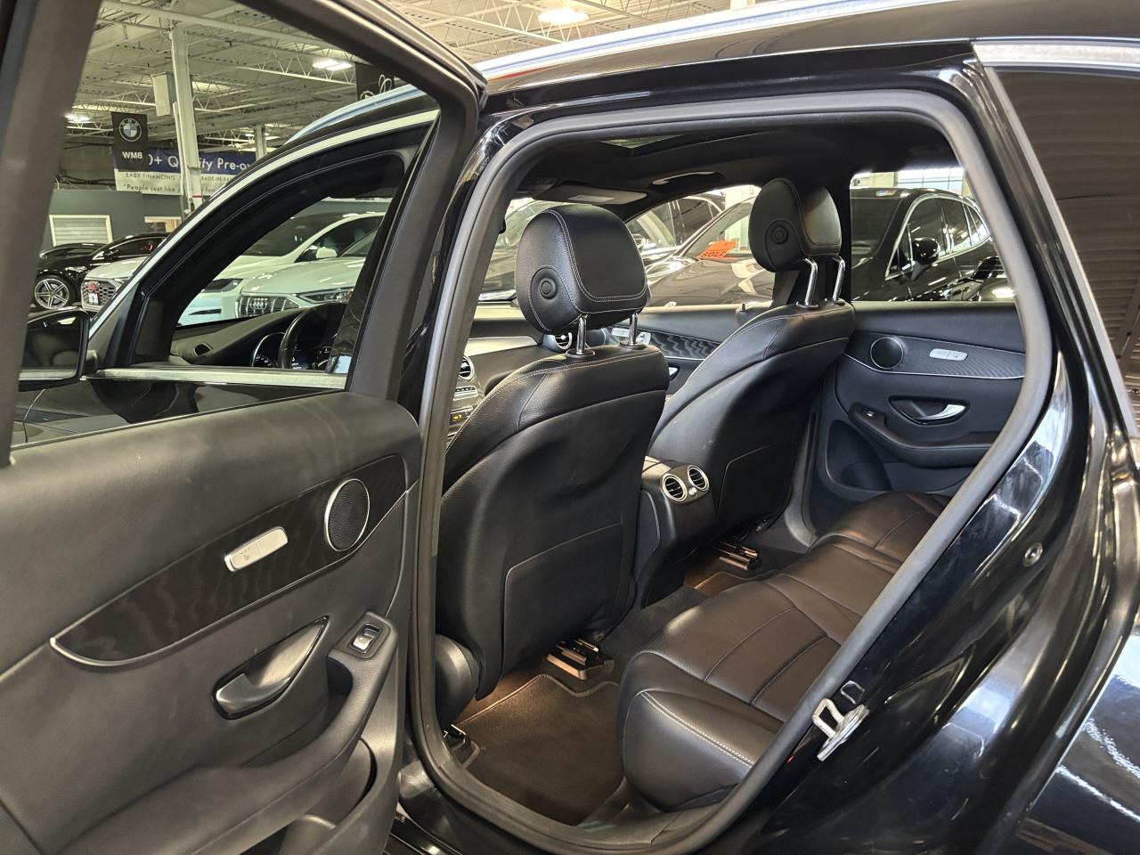 2016 Mercedes-Benz GLC GLC300|4MATIC|NAV|BLACKWOOD|DUALROOF|LEATHER|+++ - Photo #6