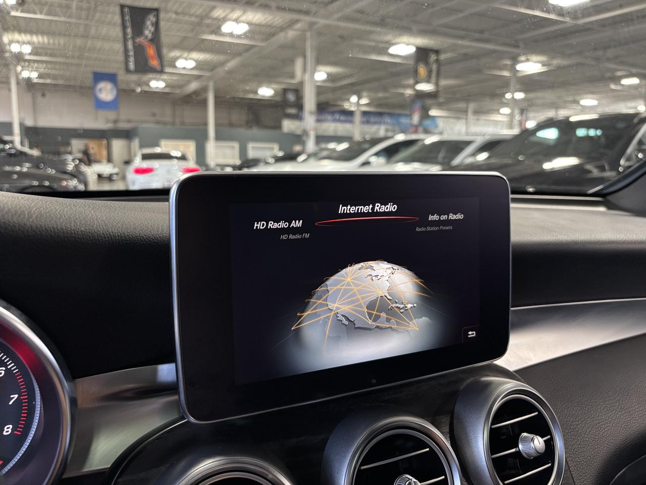 2016 Mercedes-Benz GLC GLC300|4MATIC|NAV|BLACKWOOD|DUALROOF|LEATHER|+++ - Photo #20
