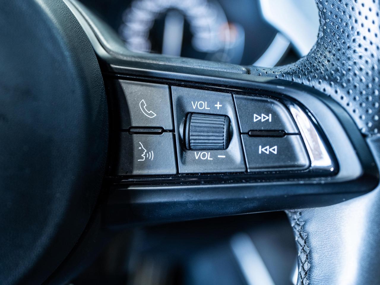 2022 Alfa Romeo Stelvio Veloce/HARMEN K/NAV/1OWNER/CLEAN CARFAX Photo