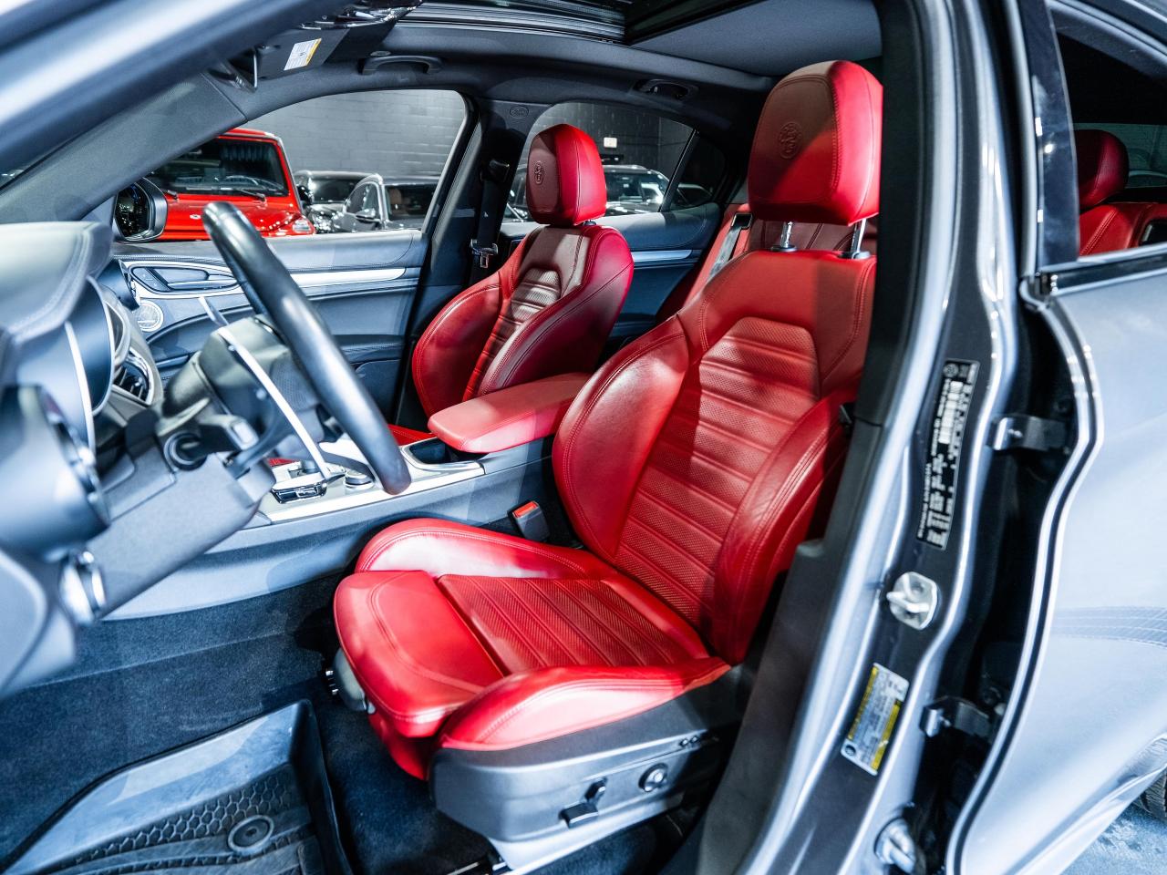 2022 Alfa Romeo Stelvio Veloce/HARMEN K/NAV/1OWNER/CLEAN CARFAX Photo